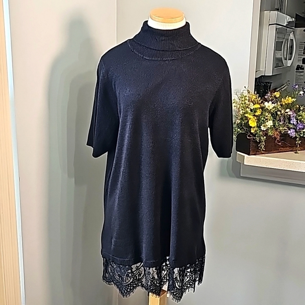 APT. 9, Turtleneck sweater. NWT. petite XL. Extra long.  Lace bottom. Blue/black